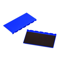 Set of 2 magnetic plastic body panels.
Protects against sanding, sticking and painting.