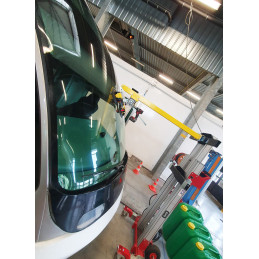 Truck And Bus Plus Compact Windshield Installation And Removal Systems at VBSA France