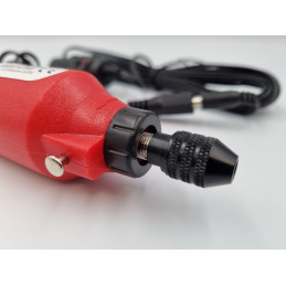 Perceuse carbure 12V pour le perçage du point d'impact pare-brise chez VBSA