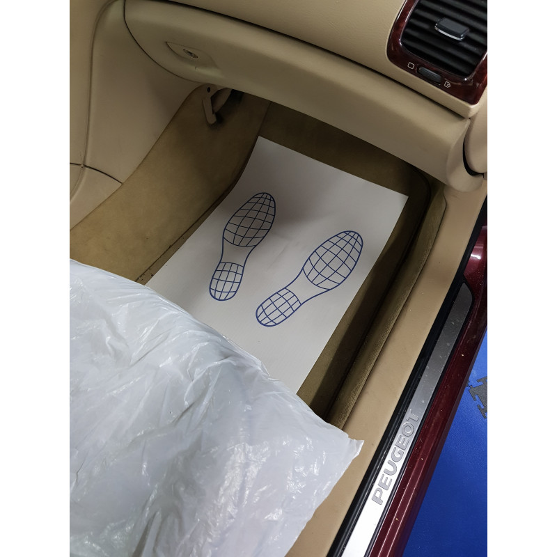 Disposable floor mats (Box of 500) at VBSA France