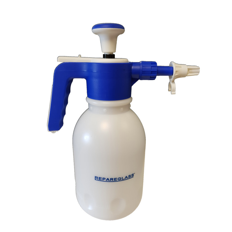 Pressure sprayer with foam nozzle - 1.5L from VBSA France