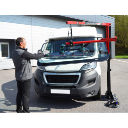 ULTRA-POSE EVOLUTION - New windshield motorized fitting/fifting system - single operator for cars SUV & VANS at VBSA - France