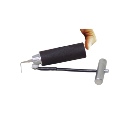 Knife with quick blade exchange device at VBSA France