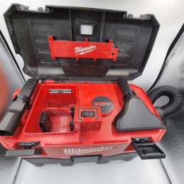 MILWAUKEE cordless vacuum cleaner without battery or charger - 2nd LIFE - N121 at VBSA -France