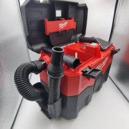 Aspirateur à batterie MILWAUKEE  sans batterie et sans chargeur- 2ème VIE - N155 chez VBSA - France