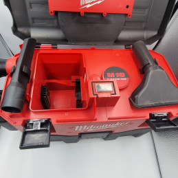 Aspirateur à batterie MILWAUKEE  sans batterie et sans chargeur- 2ème VIE - N155 chez VBSA - France