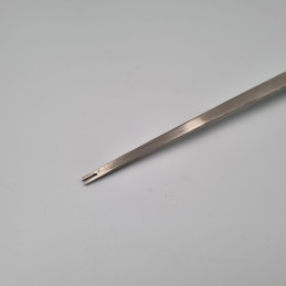 Aiguille d'amorce "percée" pour fil à couper acier ou nylon - 2ème VIE - N124 chez VBSA - France