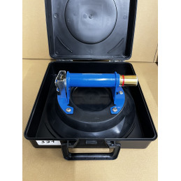 Piston suction cup Ø 230 mm - Load capacity 350 kg - Highly curved windshield - Second VIE -N331 at VBSA - France