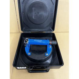 Piston suction cup Ø 230 mm - Load capacity 350 kg - Highly curved windshield - Second VIE -N328 at VBSA - France