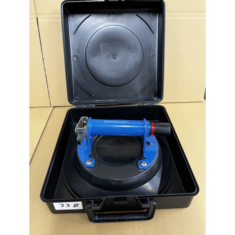 Piston suction cup Ø 230 mm - Load capacity 350 kg - Highly curved windshield - Second VIE -N338 at VBSA - France Piston suction cup Ø 230 mm - Load capacity 350 kg - Highly curved windshield - Second VIE -N338 at VBSA - France