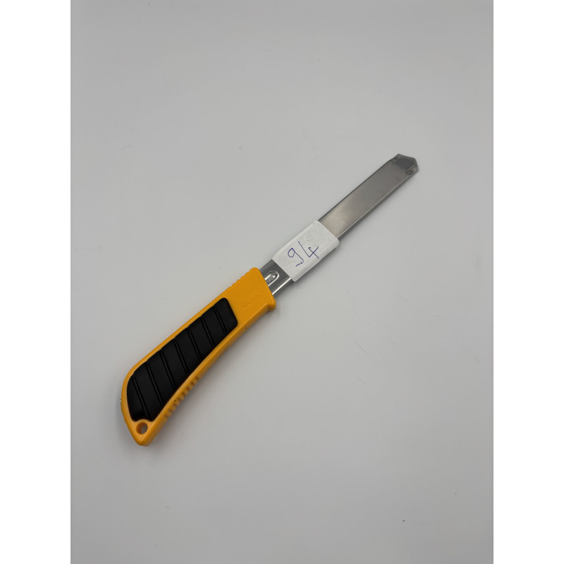 Couteau long Olfa ® avec une lame à casser - 2nd vie vbsa france